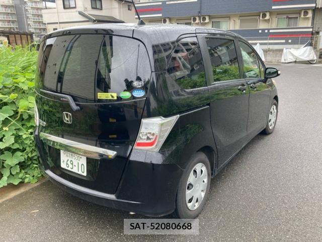 Honda FREED 2013-12 8412559-3