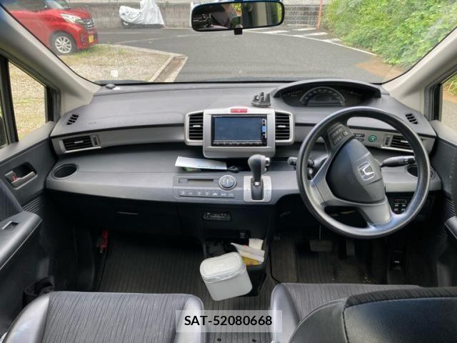 Honda FREED 2013-12 8412559-8