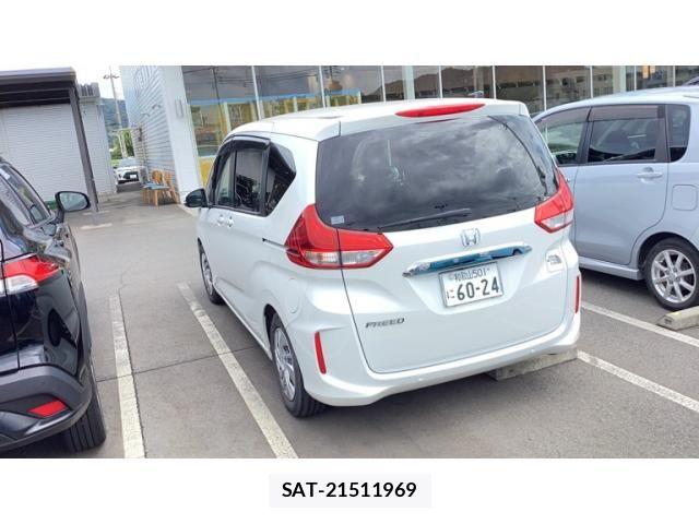Honda FREED 2021-12 8412546-1