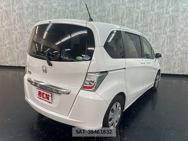 Honda FREED 2013-07 8412554-7