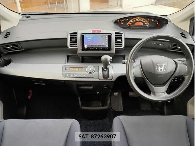 Honda FREED 2008-07 8412562-1