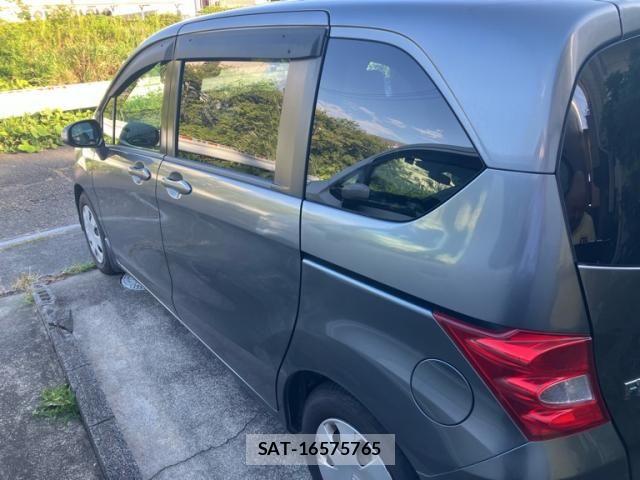 Honda FREED 2010-09 8412574-9