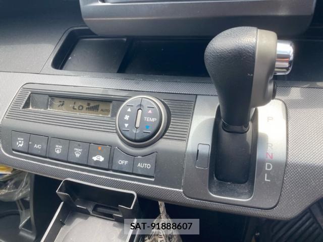Honda FREED 2009-09 8438152-9