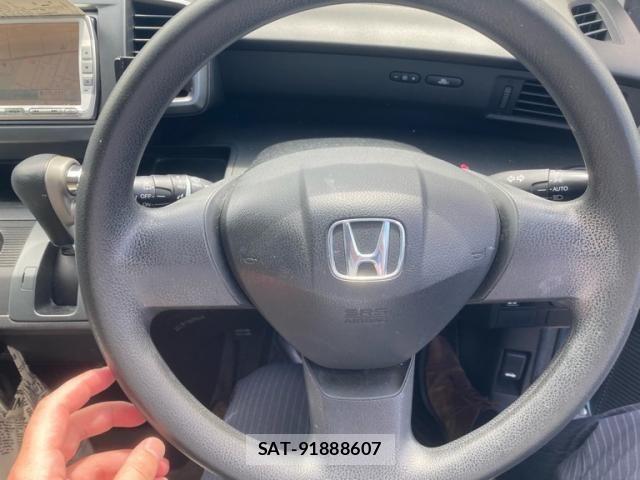 Honda FREED 2009-09 8438152-6