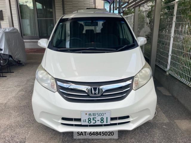 Honda FREED 2012-04 8438153-1