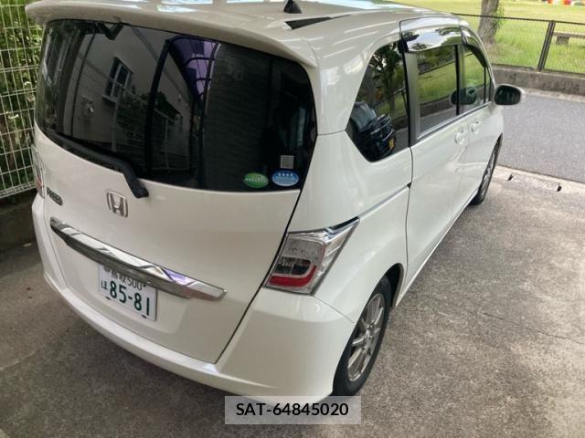 Honda FREED 2012-04 8438153-3