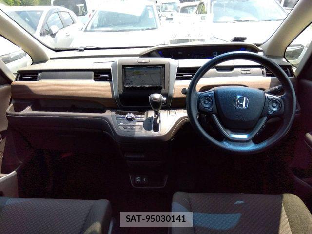 Honda FREED 2023-07 8438149-1