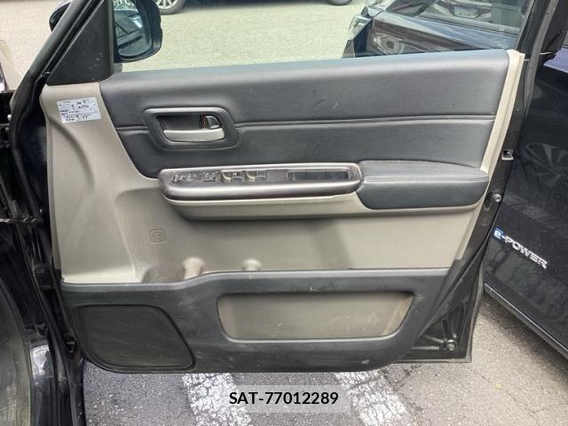 Honda FREED 2016-12 8438151-9