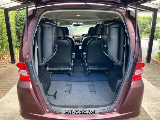 Honda FREED 2010-03 8457526-12