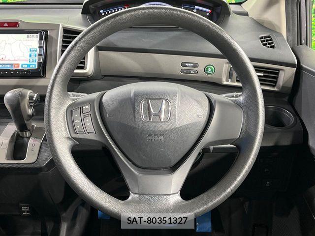 Honda FREED 2013-02 8524979-11