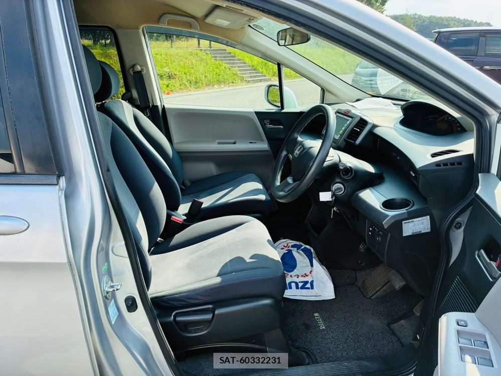 Honda FREED 2009-11 8442111-11