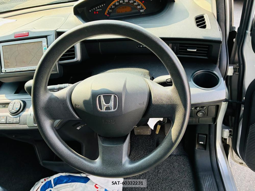 Honda FREED 2009-11 8442111-14