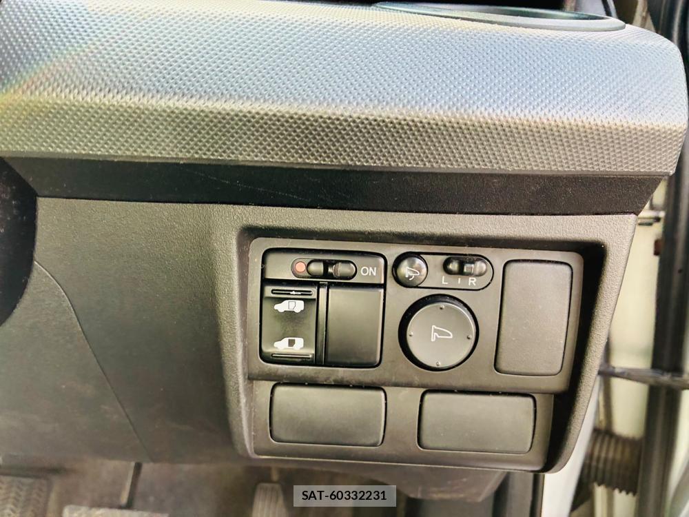 Honda FREED 2009-11 8442111-16