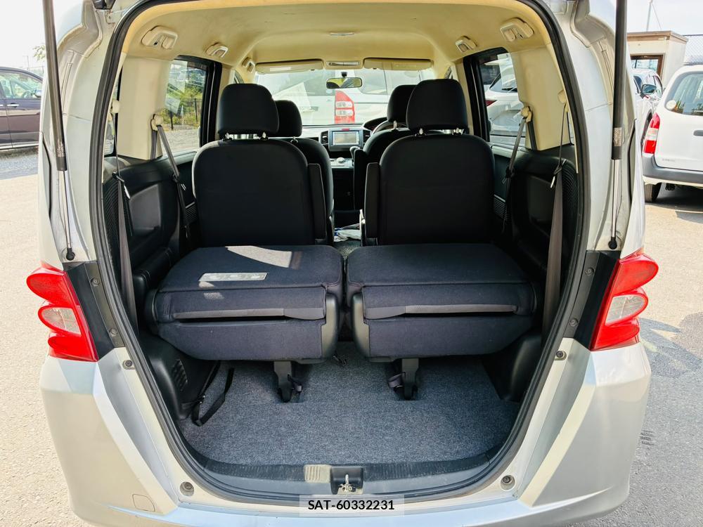 Honda FREED 2009-11 8442111-27