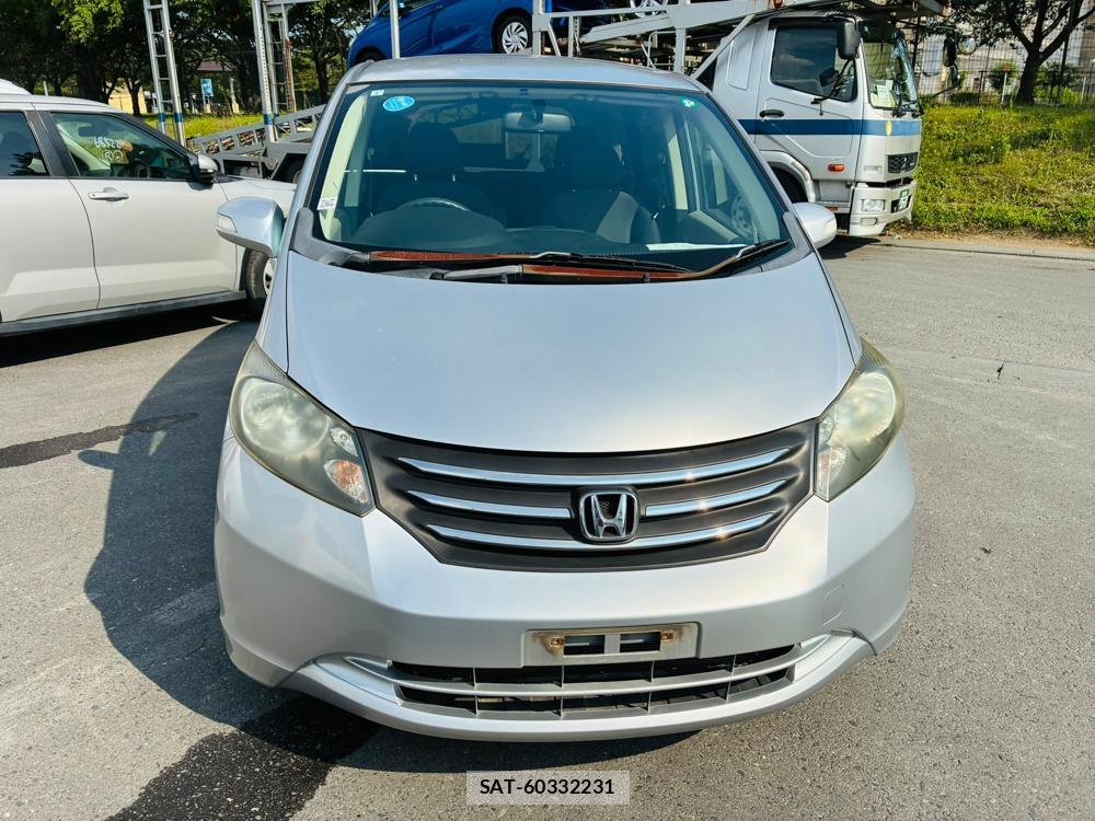 Honda FREED 2009-11 8442111-7