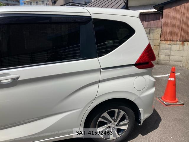 Honda FREED 2022-02 8528531-3