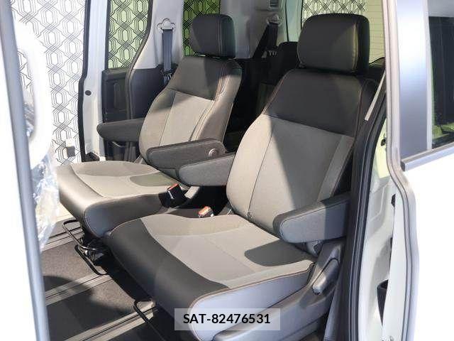 Honda FREED 2026-08 8561975-10