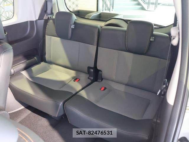 Honda FREED 2026-08 8561975-11