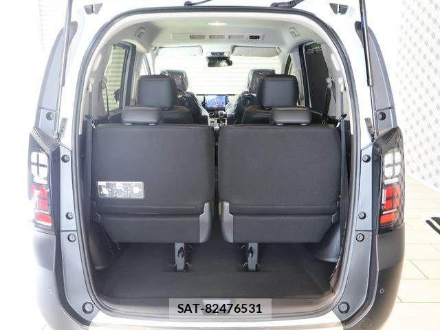 Honda FREED 2026-08 8561975-18