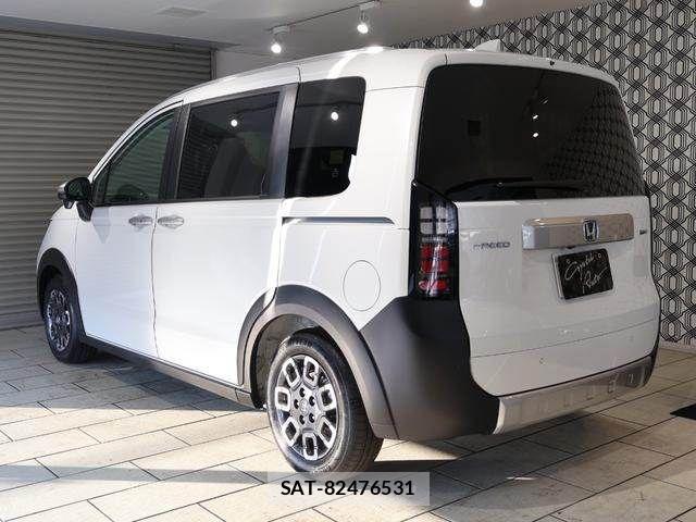 Honda FREED 2026-08 8561975-1