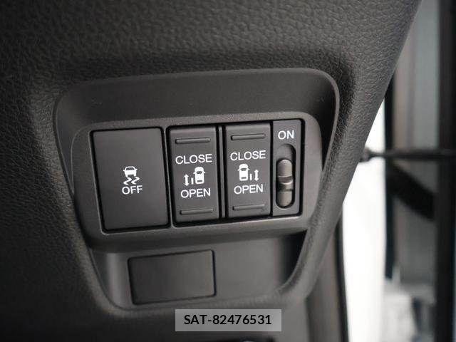 Honda FREED 2026-08 8561975-7