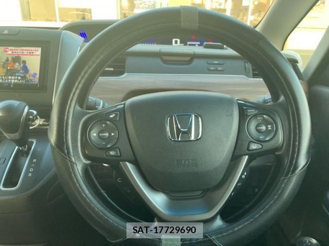 Honda FREED 2023-02 8561977-13