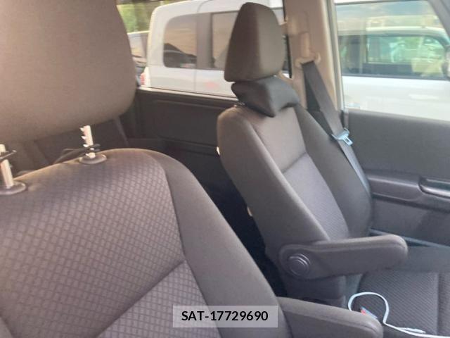 Honda FREED 2023-02 8561977-4