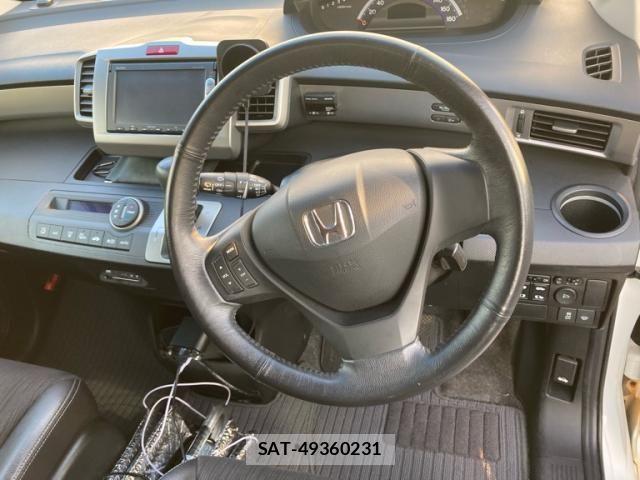 Honda FREED 2015-01 8561985-12