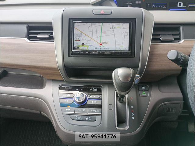 Honda FREED 2023-06 8561983-12