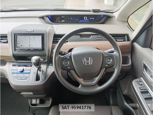 Honda FREED 2023-06 8561983-1