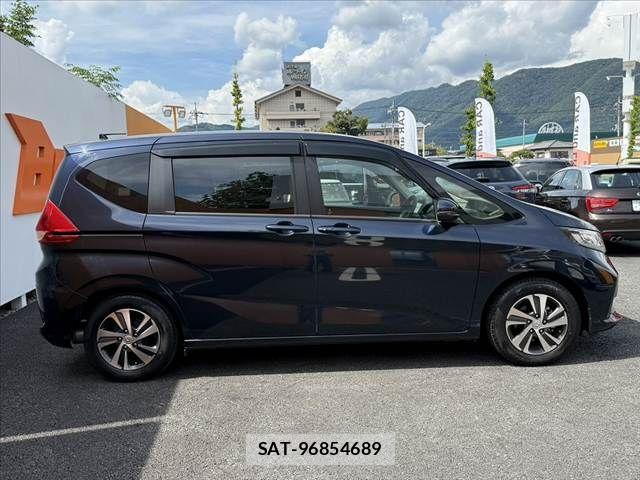 Honda FREED 2019-11 8561980-11