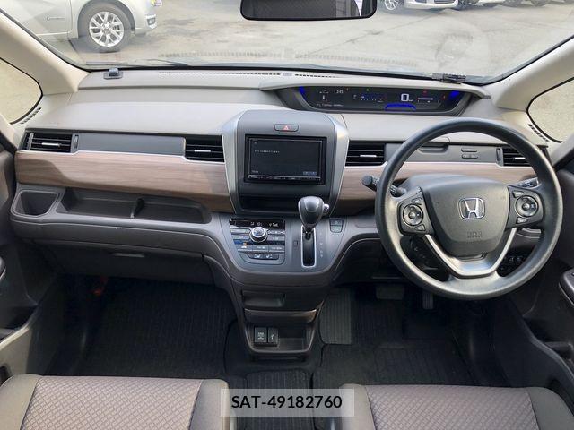 Honda FREED 2023-06 8561984-2
