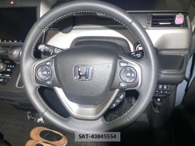 Honda FREED 2024-03 8561976-12