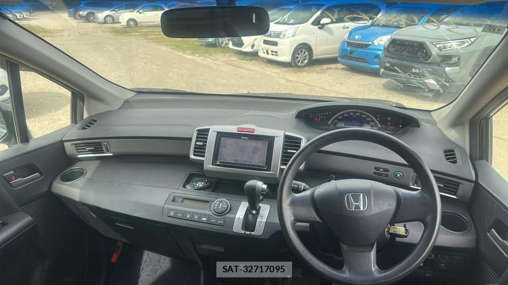 Honda FREED 2011-10 7608480-12