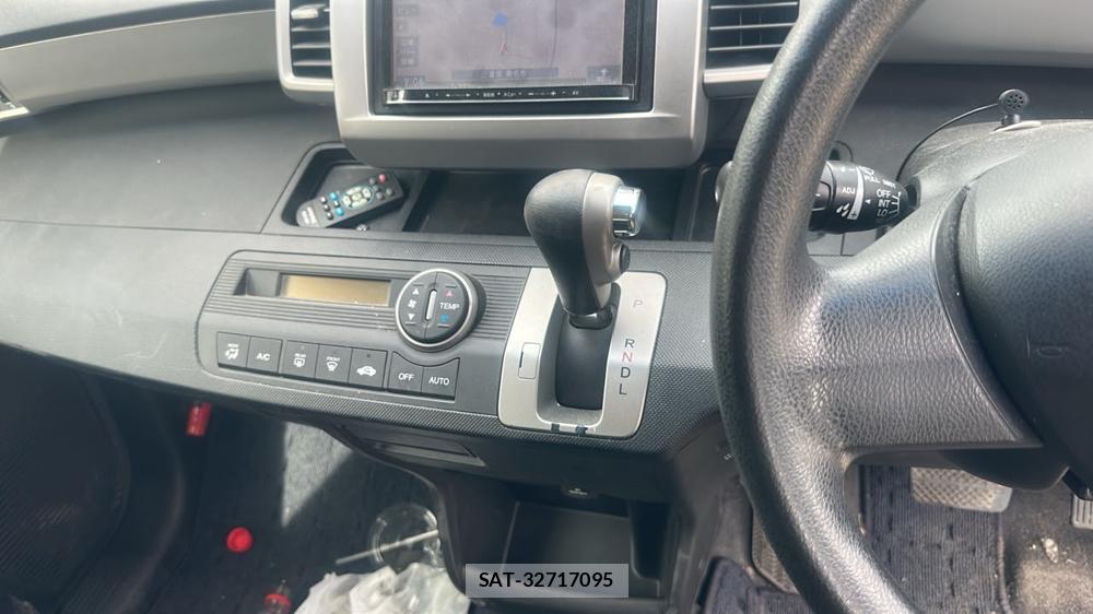 Honda FREED 2011-10 7608480-19