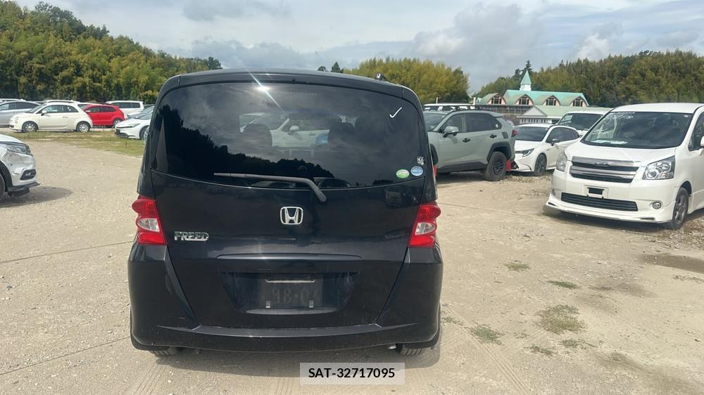 Honda FREED 2011-10 7608480-3