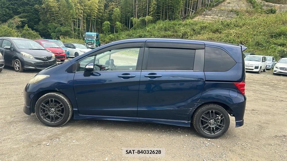 Honda FREED 2009-03 8589874-1