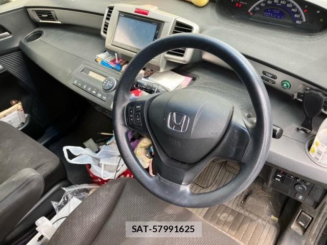 Honda FREED 2013-09 8626877-11