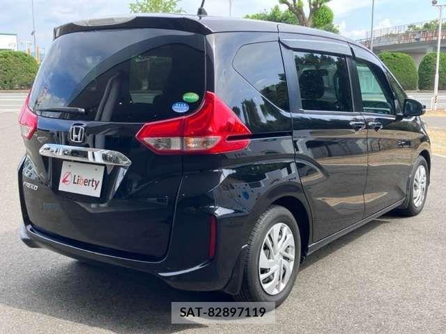 Honda FREED 2017-11 8626873-13