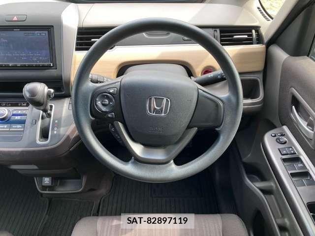 Honda FREED 2017-11 8626873-1
