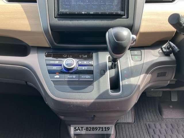 Honda FREED 2017-11 8626873-4