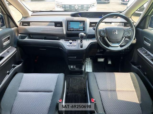 Honda FREED 2022-12 8626872-1