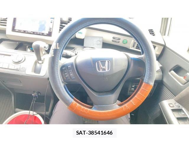 Honda FREED 2013-01 8626882-12