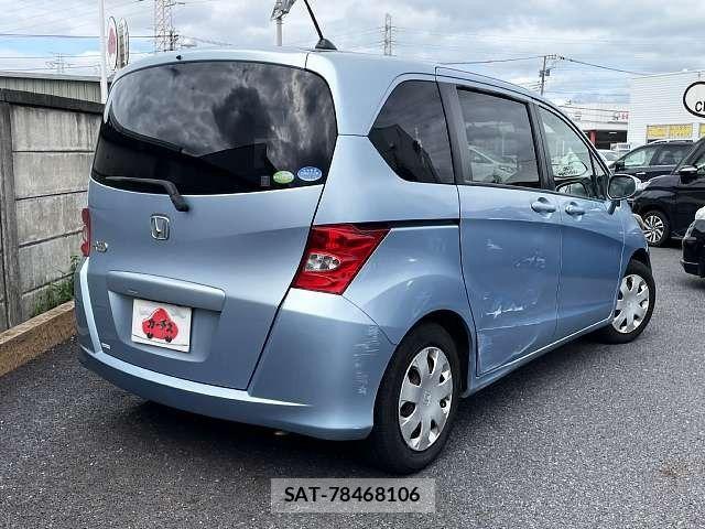 Honda FREED 2010-03 8666182-2