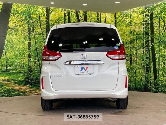 Honda FREED 2017-11 8666179-15