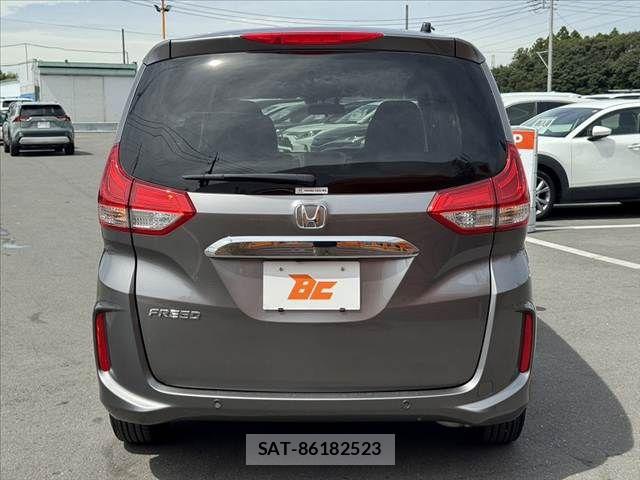 Honda FREED 2022-05 8659196-13