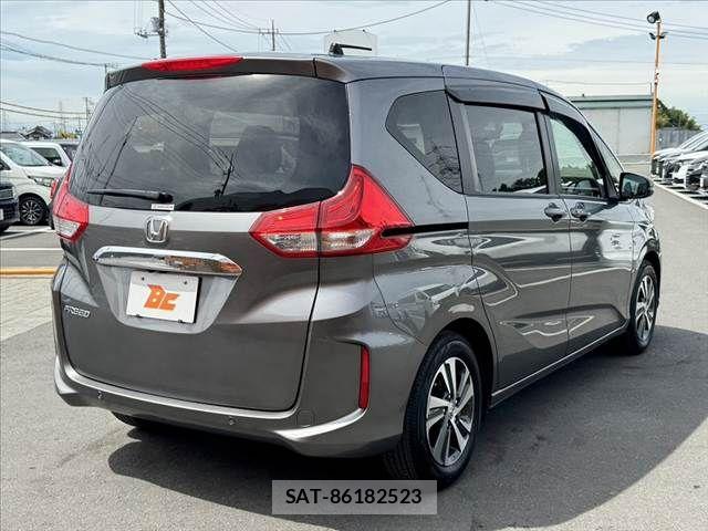 Honda FREED 2022-05 8659196-14