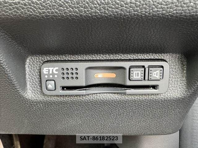 Honda FREED 2022-05 8659196-5