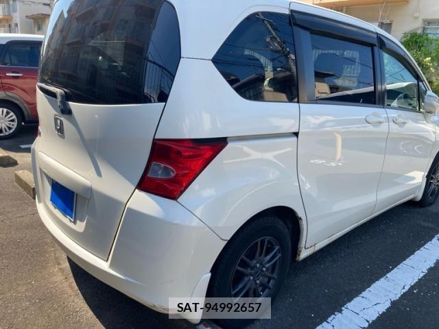 Honda FREED 2008-09 8666183-2