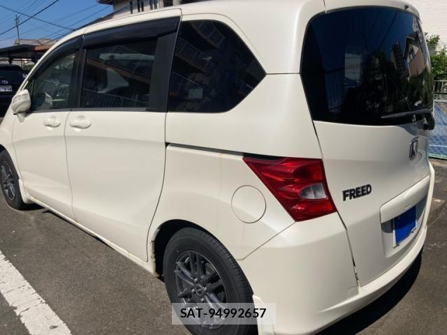 Honda FREED 2008-09 8666183-3